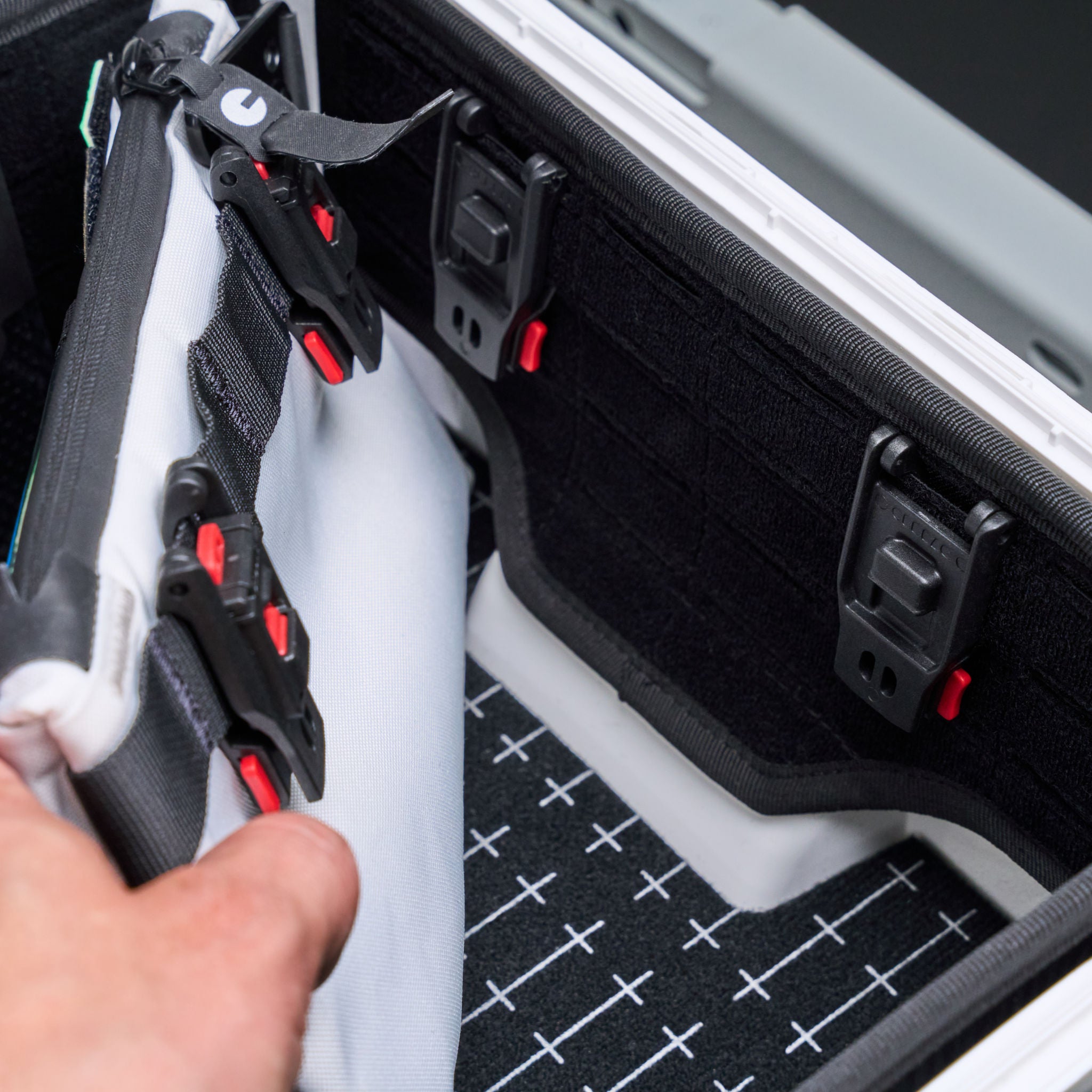 GRID DIVIDE Carry-On Universal Kit – Modular Divider System for